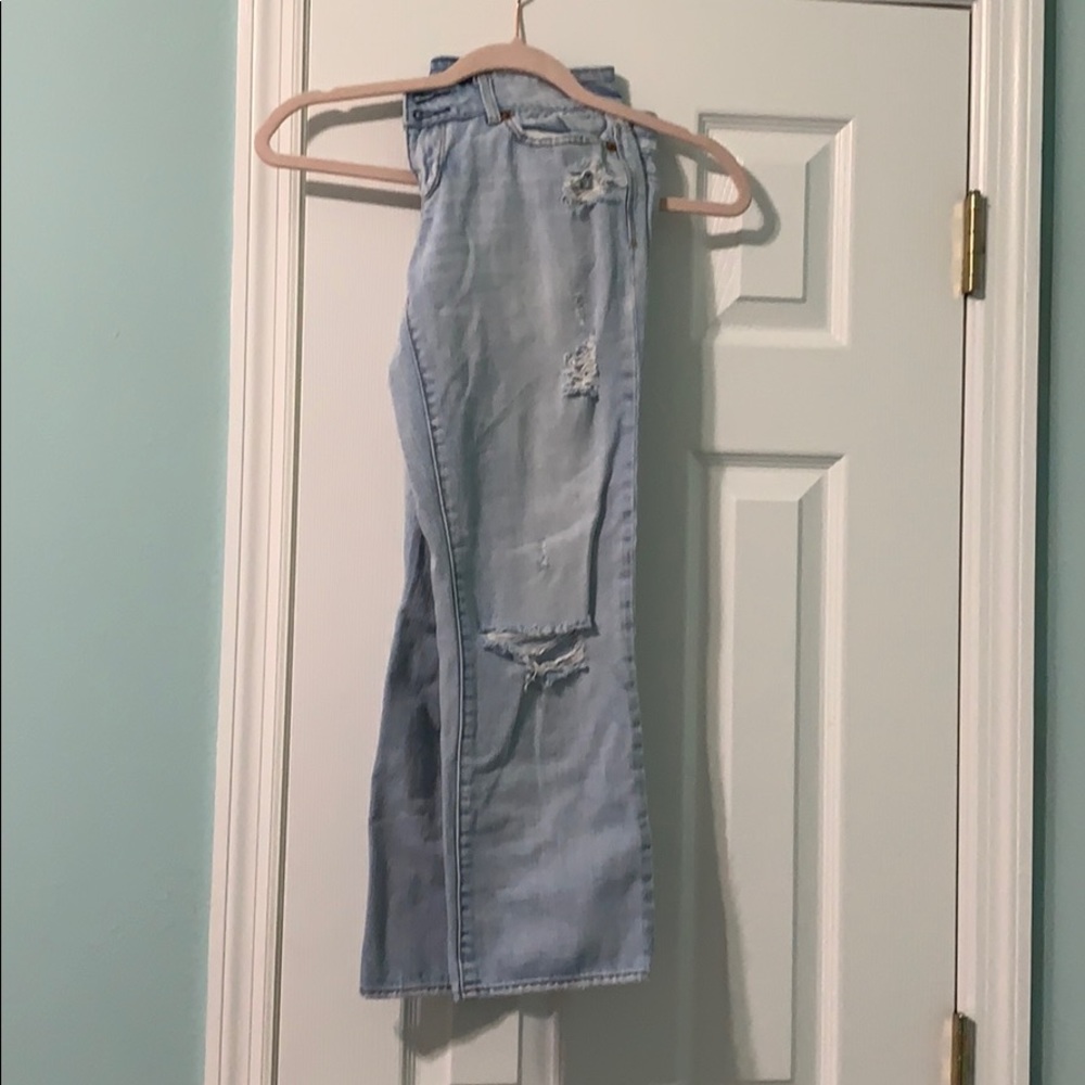 Acid washed blue jeans - Picture 3 of 3